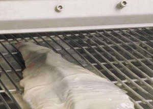 Air Knife Fisch Panade verteilen